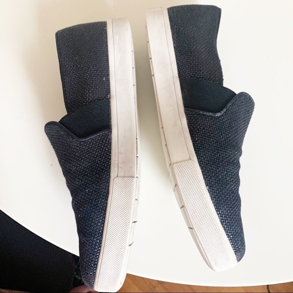 VINCE Blair Perforated Leather Slip-On Sneakers Women’s Size 6 - Picture 6 of 11